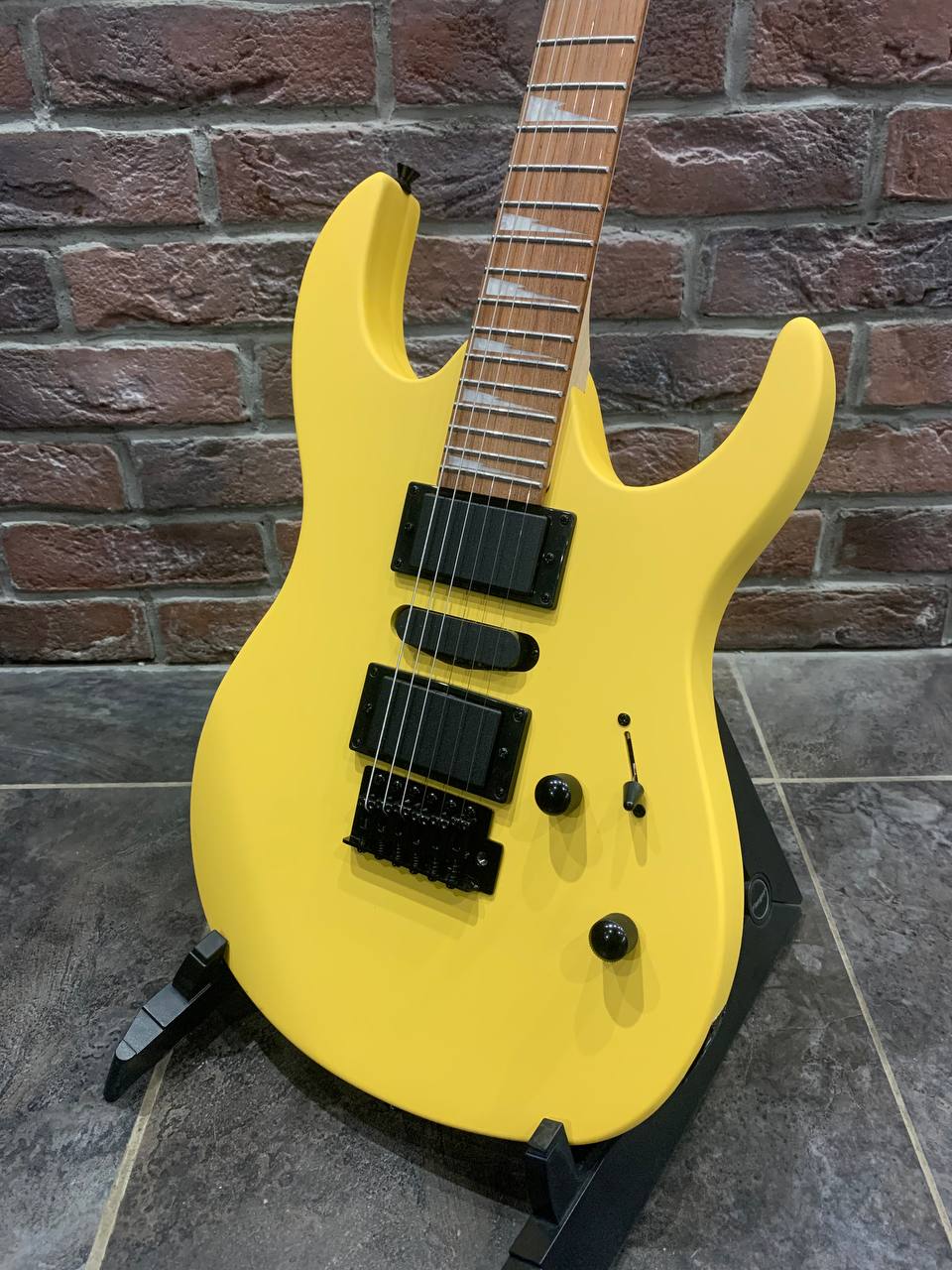 Электрогитара Stratocaster HSH Yellow (аналог Fender) - изображение 2