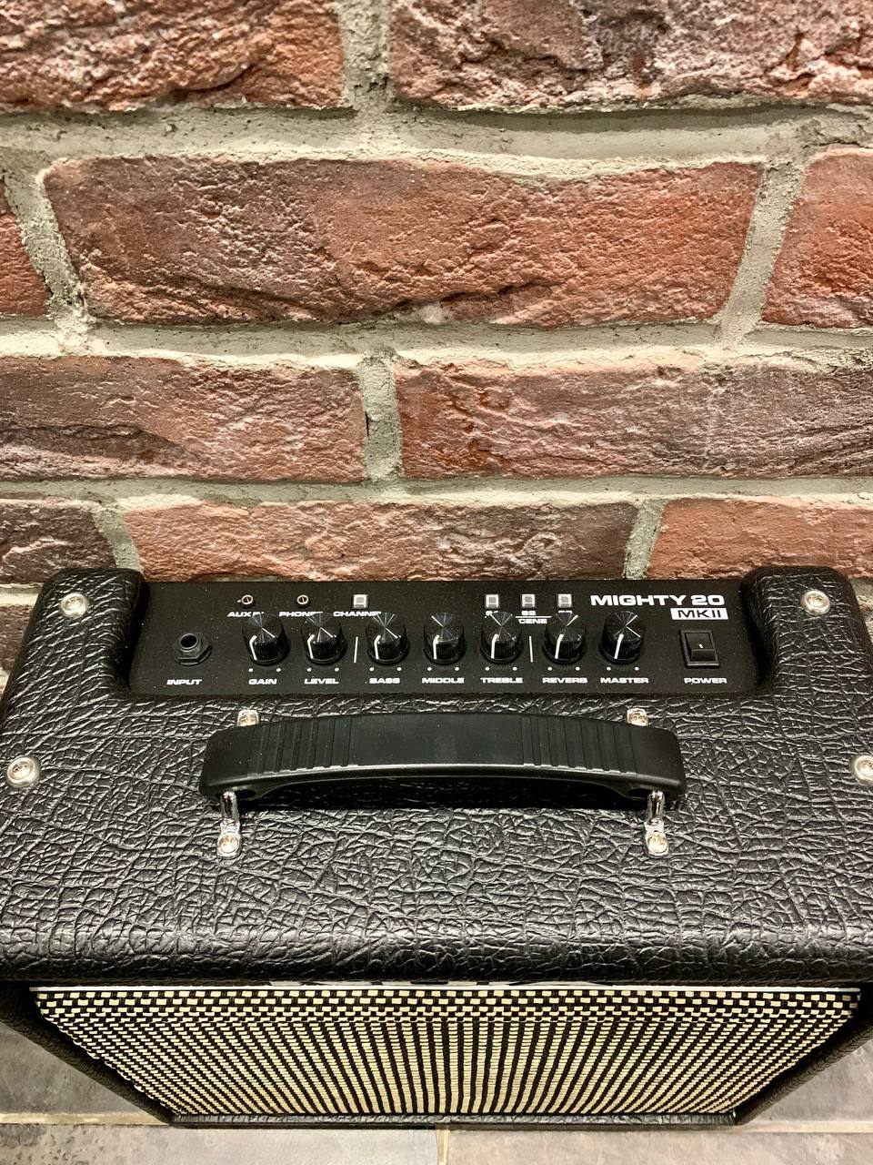 Электрогитара Les Paul Aion EMG + Комбик-Процессор NUX 20 ват - изображение 10