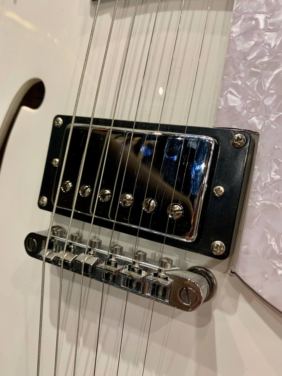 Электрогитара Полуакустическая Ibanez Archtop WH - изображение 5