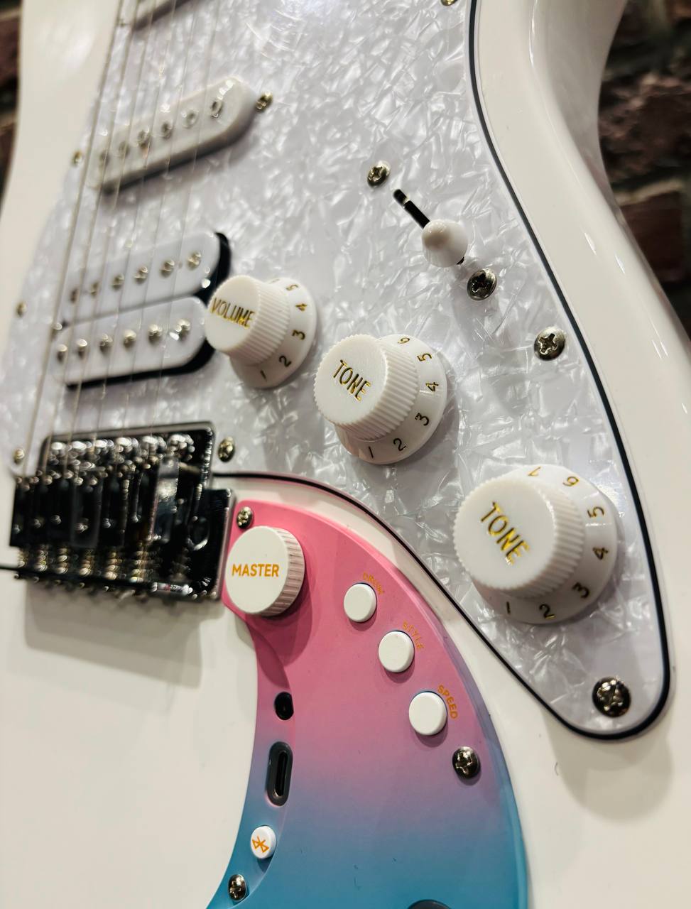 Электрогитара-Процессор Stratocaster + Мощный Комбик 50 ват (комплект) - изображение 6