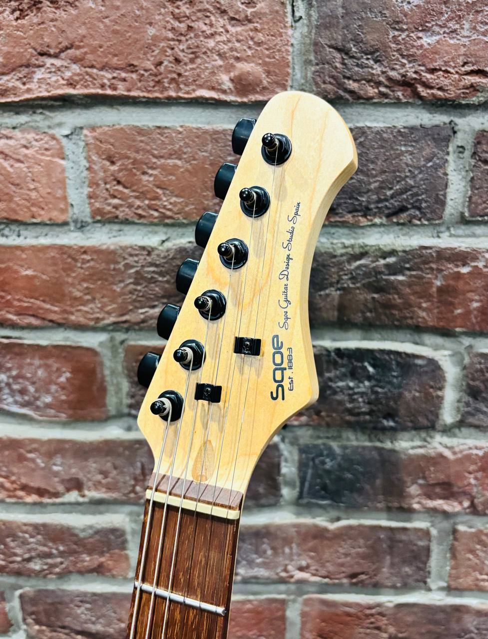 Электрогитара Sqoe Black Stratocaster HSS - изображение 7