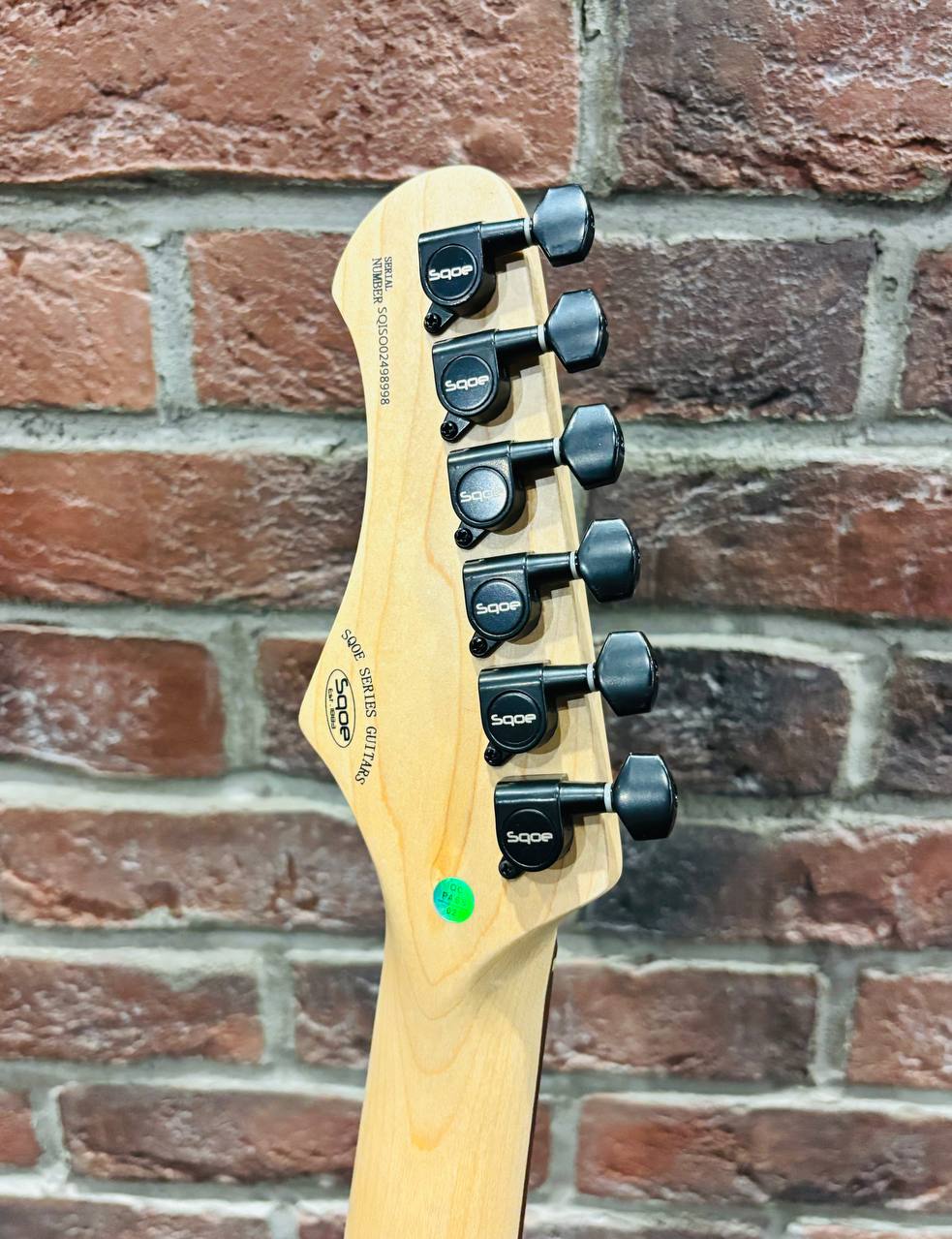 Электрогитара Sqoe Black Stratocaster HSS - изображение 8