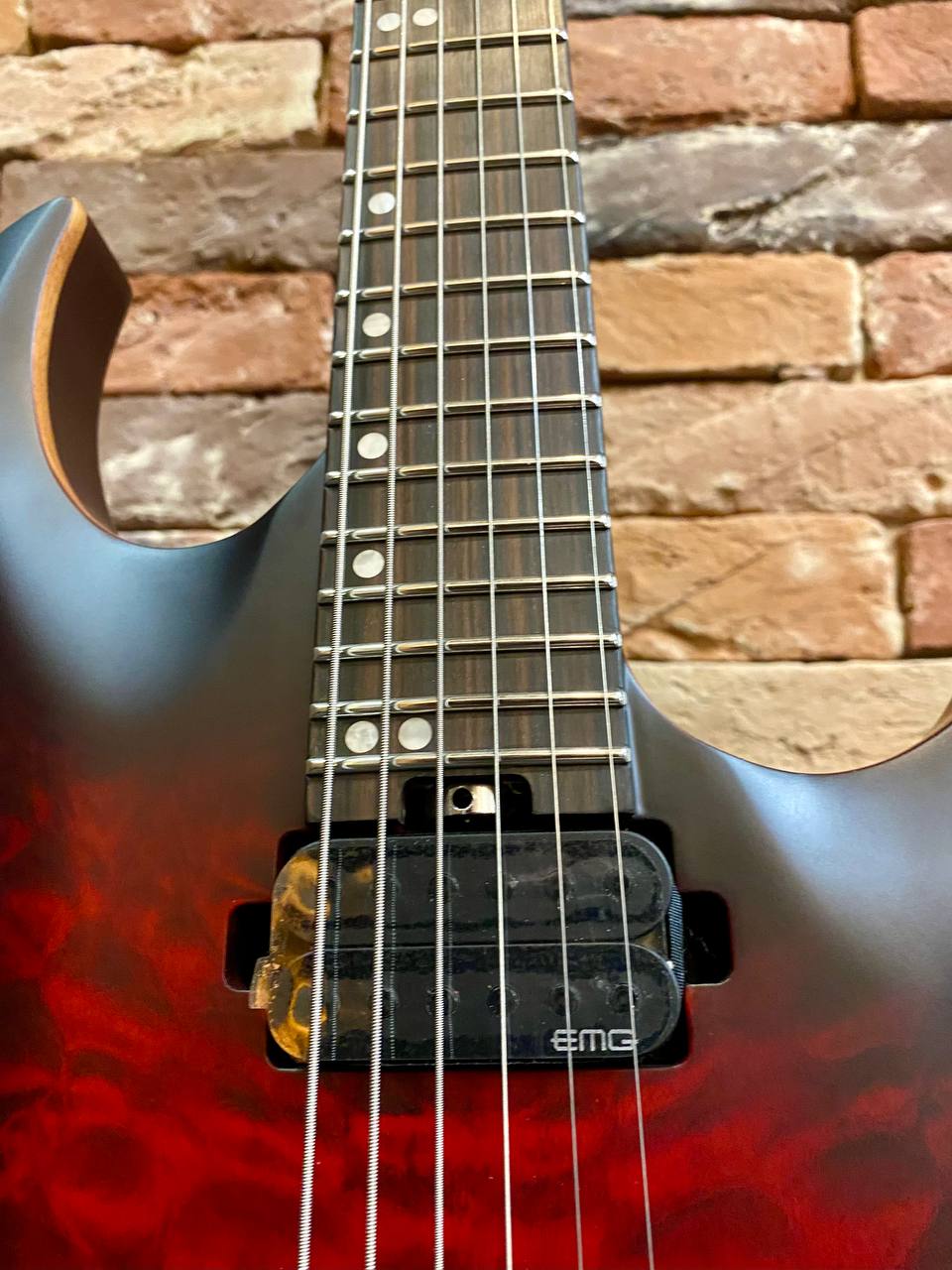 Электрогитара Harley Benton Amarok-6 BKRD Quilted Burst (Индонезия) - изображение 3