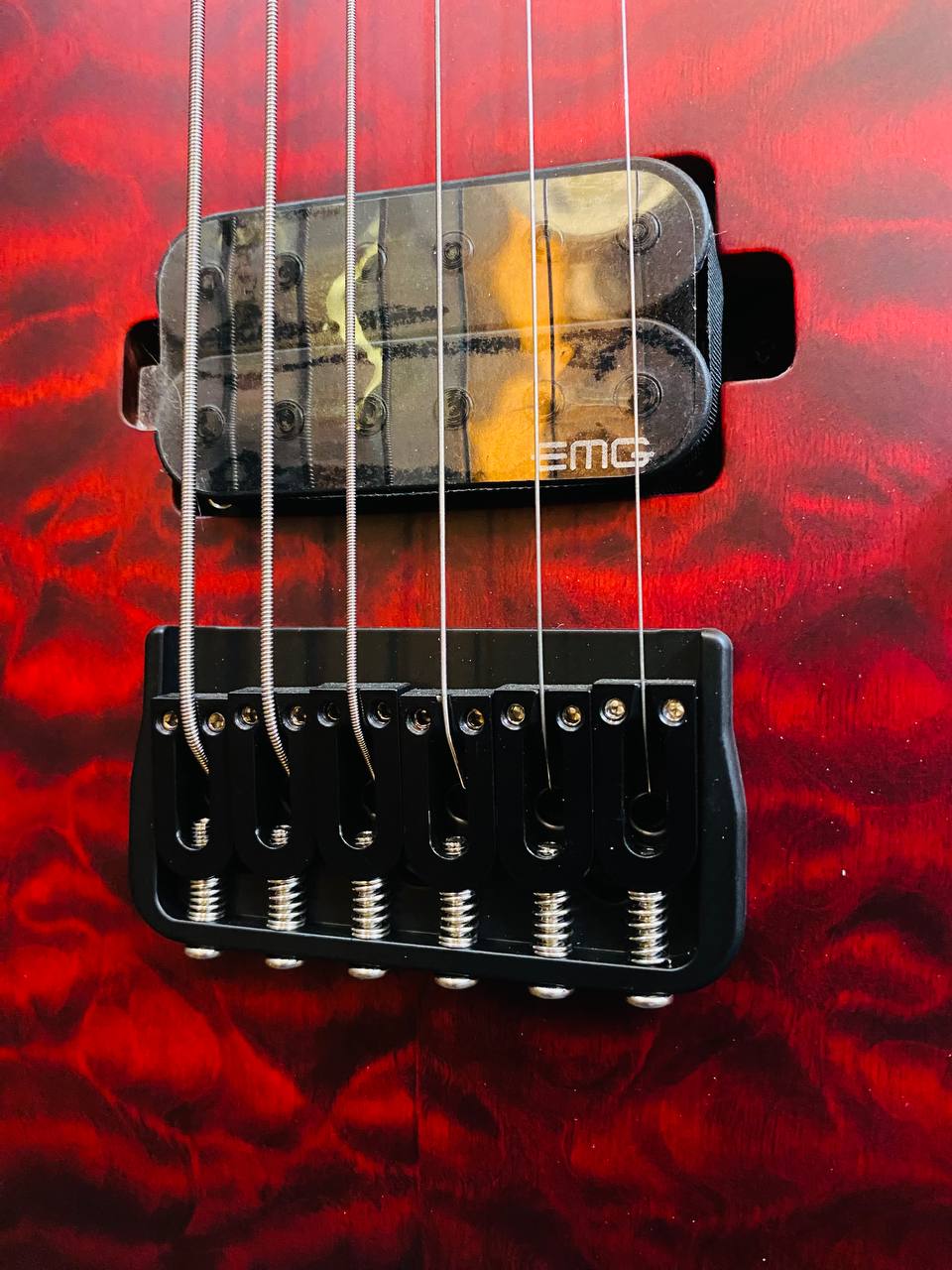 Электрогитара Harley Benton Amarok-6 BKRD Quilted Burst (Индонезия) - изображение 4