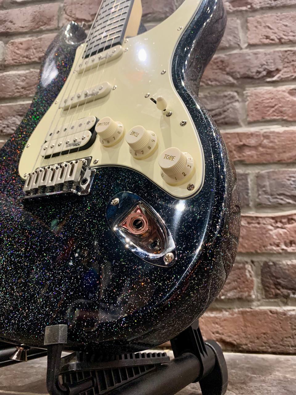 Электрогитара Shinobi Stratocaster HSS + Комбик 40 ват (комплект) - изображение 5