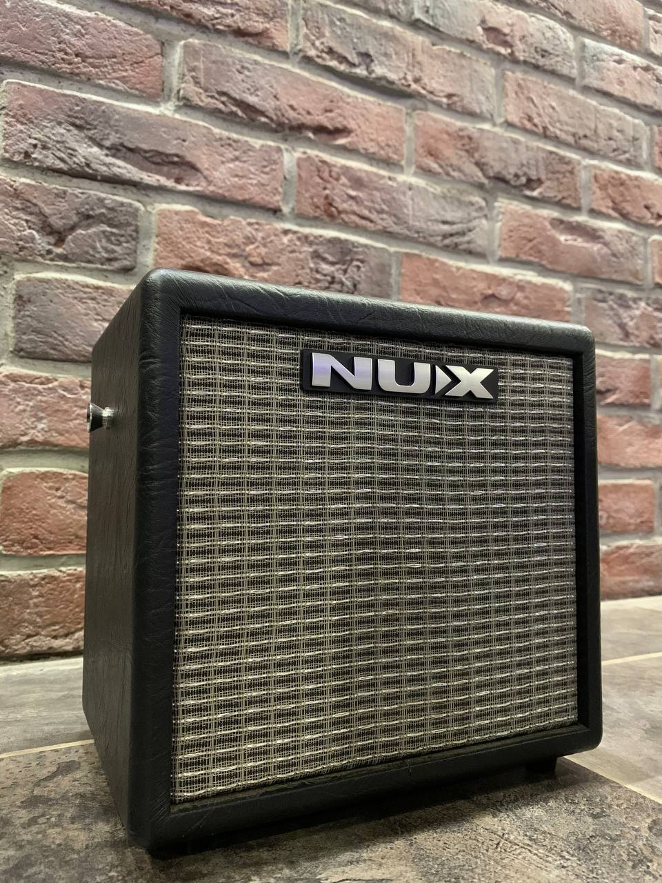 Комбоусилитель c Эффектами NUX Mighty с подключением Микрофона и Гитары - изображение 6