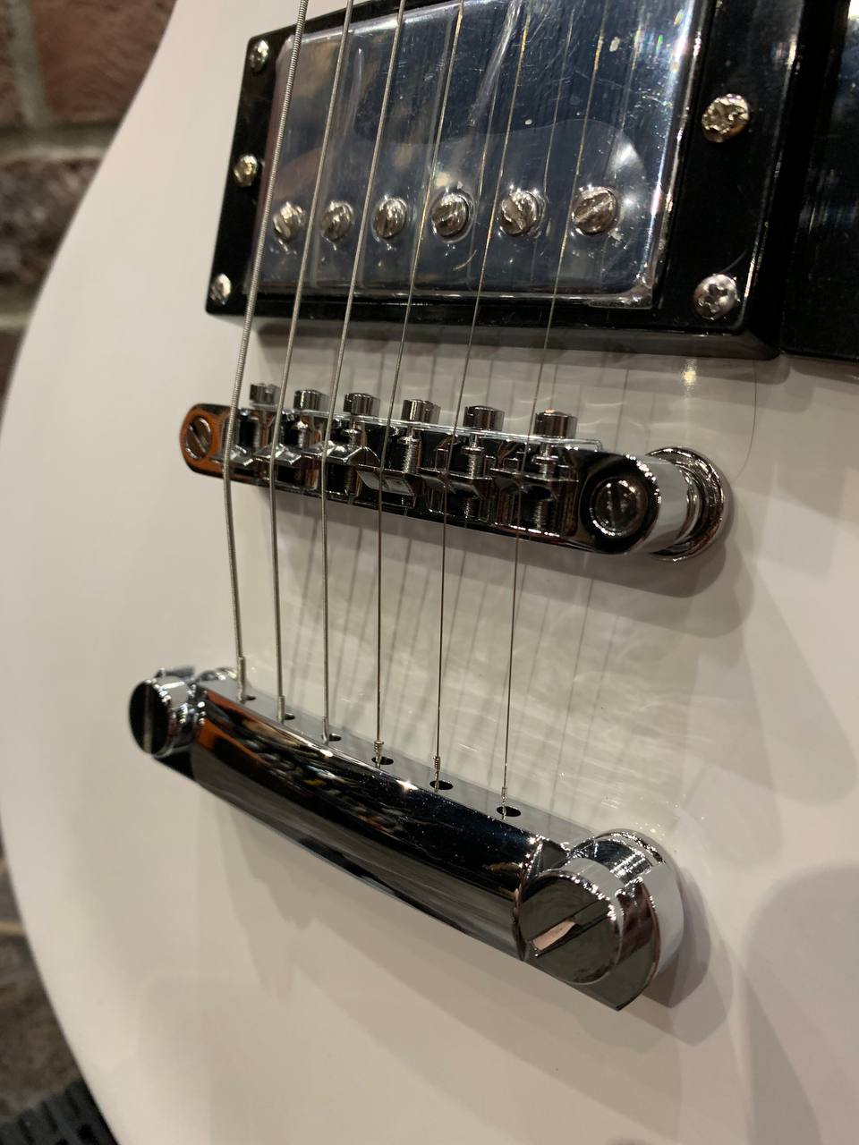 Электрогитара Les Paul BT White - изображение 3