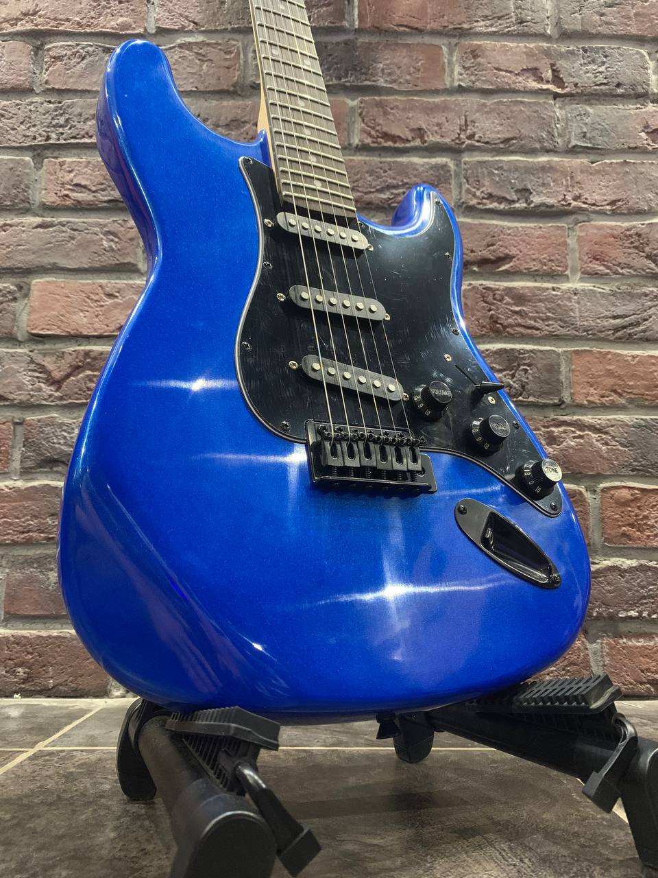 Электрогитара под Fender Stratocaster BLSR