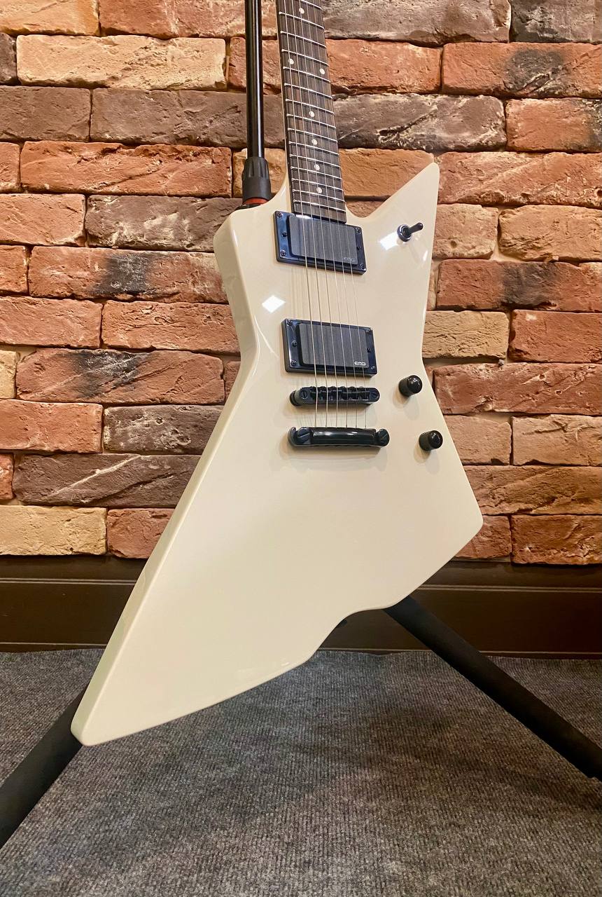 Электрогитара Harley Benton Explorer Modern EMG (Индонезия) - изображение 3
