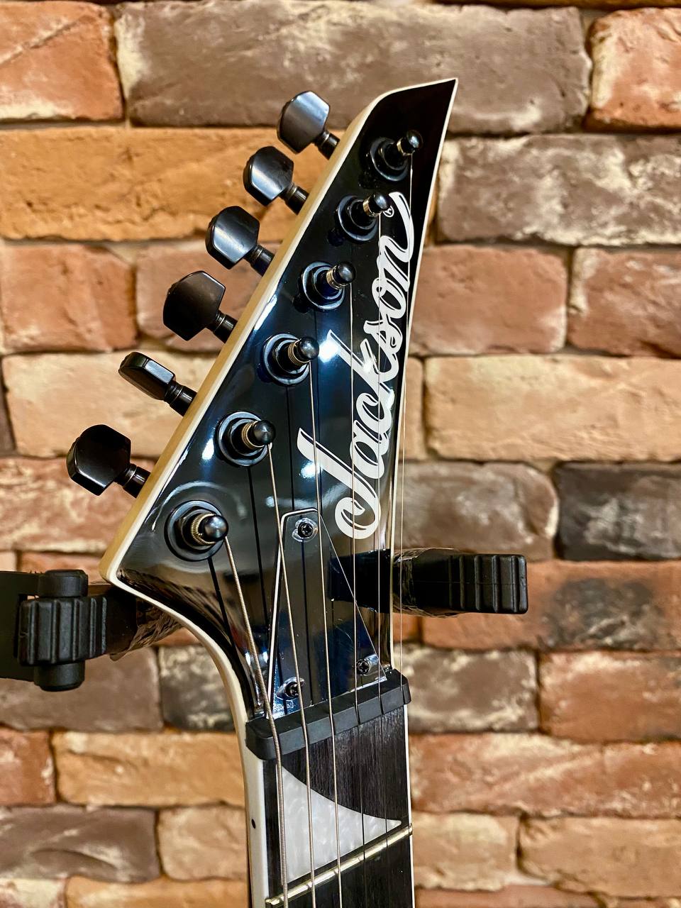 Электрогитара Jackson JS32T Rhoads AH WH - изображение 7