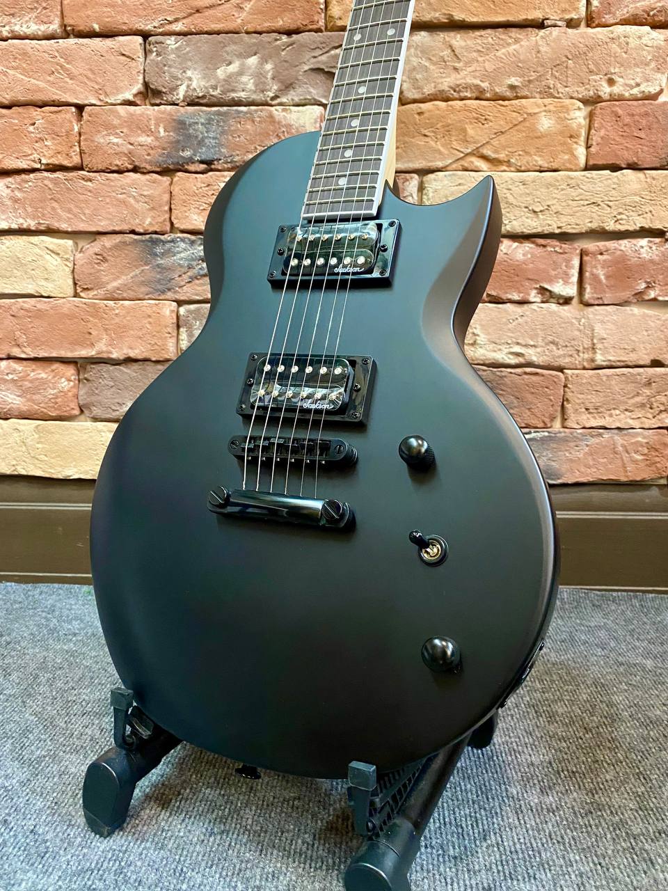 Электрогитара Jackson JS22 SC Satin Black - изображение 3