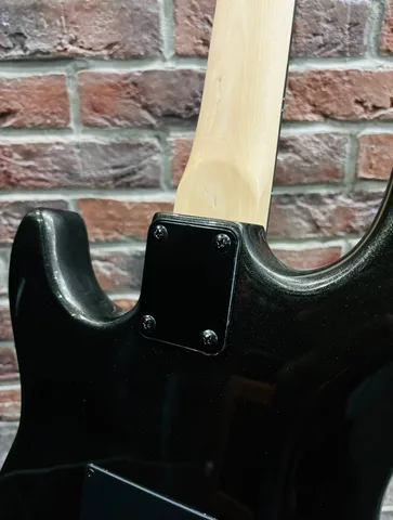 Электрогитара под Fender + Цифровой Комбик с Эффектами 40 ват (комплект)