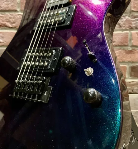 Электрогитара Super Stratocaster Kayzen Hamelleon VTS Edition с Отсечкой
