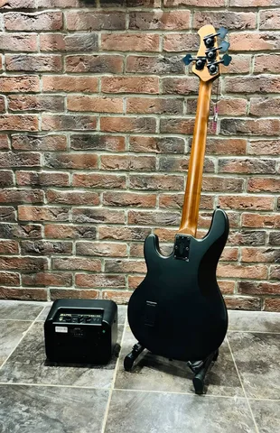 Бас Гитара Sterling Dark Scarlet Burst by Music Man + Портативный Комбик (Индонезия)