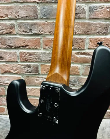 Бас Гитара Sterling Dark Scarlet Burst by Music Man + Портативный Комбик (Индонезия)