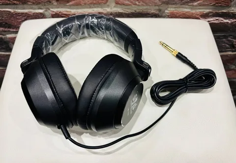 Профессиональные Наушники SVS Audiotechnik