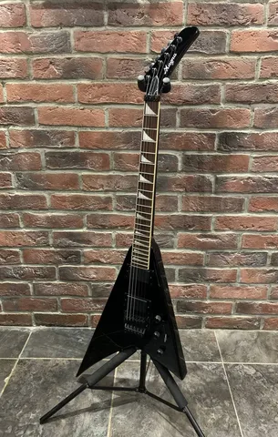 Электрогитара Magna RR-BK Floyd Rose (Активные Звучки) - изображение 9