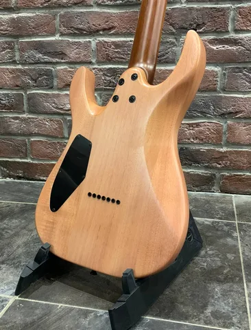 7-ми Струнная Электрогитара Bosstone SEG STR-7 NS
