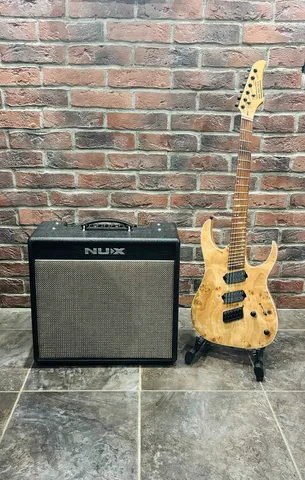 Мультимензурная Электрогитара Real Rock MS-6N+ Комбик NUX 60 ват