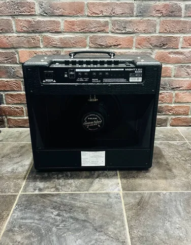 Мультимензурная Электрогитара Real Rock MS-6N+ Комбик NUX 60 ват