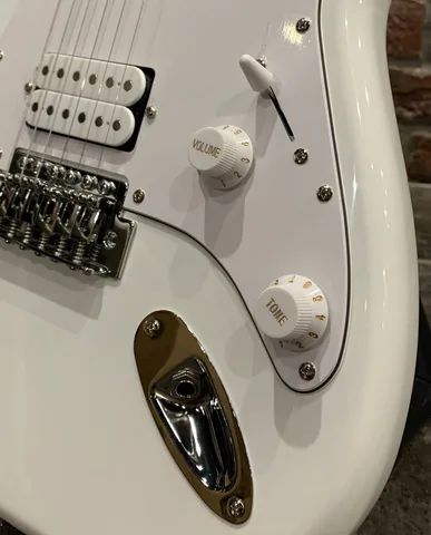Электрогитара Bosstone Stratocaster HH WH (аналог Fender) - изображение 4