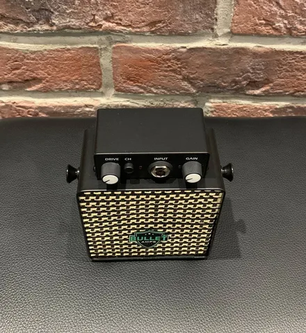 Аккумуляторный Гитарный Комбик Micro Robot Bullet Black