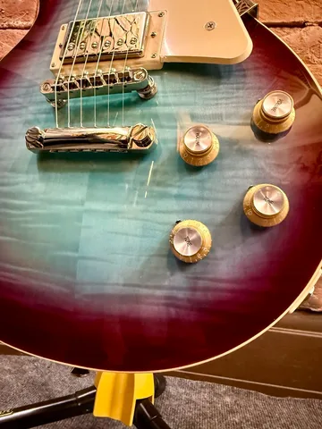 Электрогитара Epiphone Les Paul Standard 60s Figured Blueberry Burst