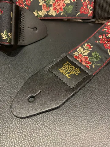 Ремень для Гитар Ernie Ball Red Rose (USA)