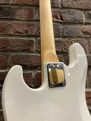 Бас Гитара Jazz Bass White Edition