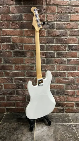 Бас Гитара Jazz Bass White Edition
