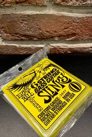 Струны для 6-ти струнной Бас Гитары Ernie Ball 20-90 (USA)