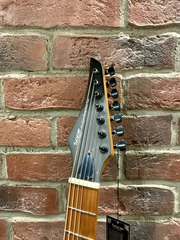 Электрогитара SQOE Black Mate (7 струн)