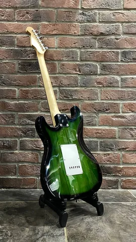 Электрогитара Stratocaster HSS GR
