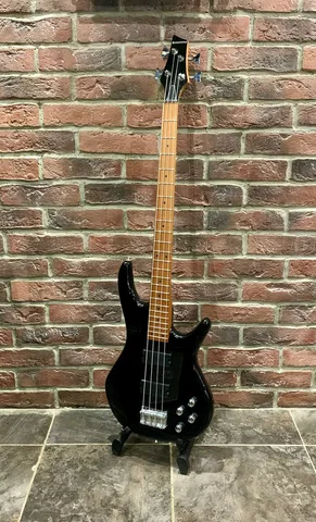 Бас Гитара BT-4 Black (Обожженный Клен)