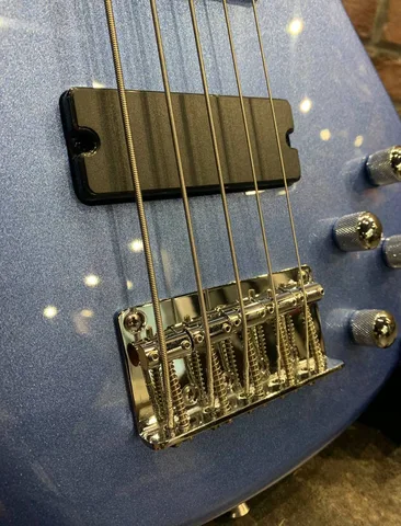 Бас Гитара BT-5 Blue Metallic (Обожженный Клен)