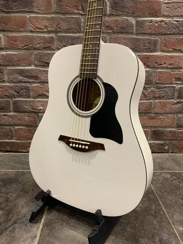 Белая Акустическая Гитара (аналог Yamaha)