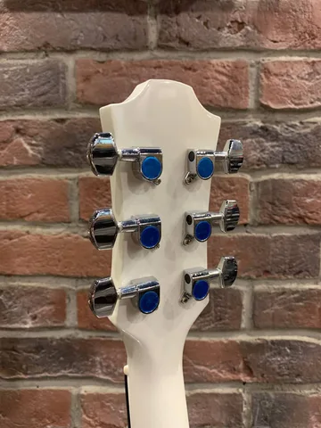 Белая Акустическая Гитара (аналог Yamaha)