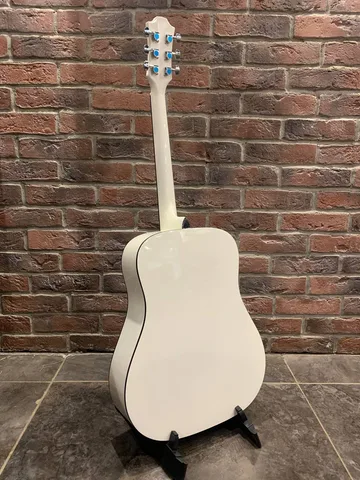 Белая Акустическая Гитара (аналог Yamaha)