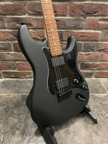 Электрогитара Stratocaster HH BKS