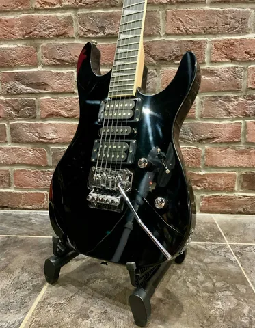 Электрогитара HHS с Floyd Rose