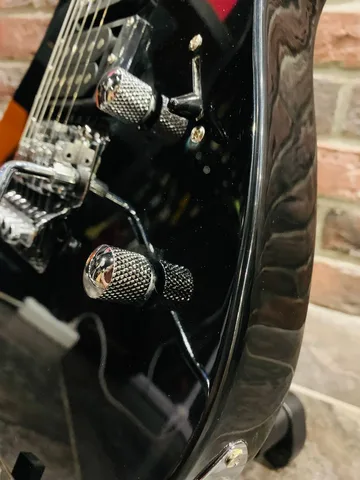 Электрогитара HHS с Floyd Rose