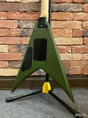 Электрогитара Jackson JS32 King V Matte Army Drab
