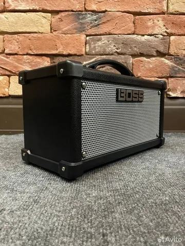 Комбоусилитель Boss Dual Cube LX