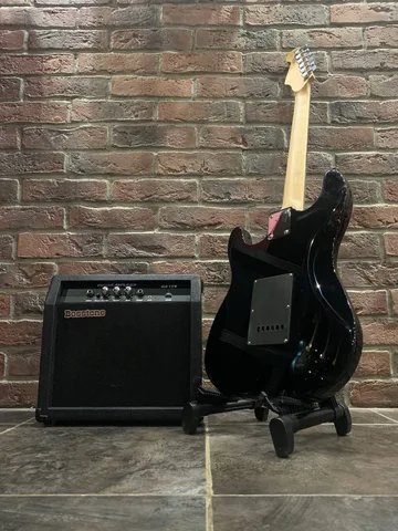 Электрогитара под Fender Black Series + Мощный Комбик (комплект)