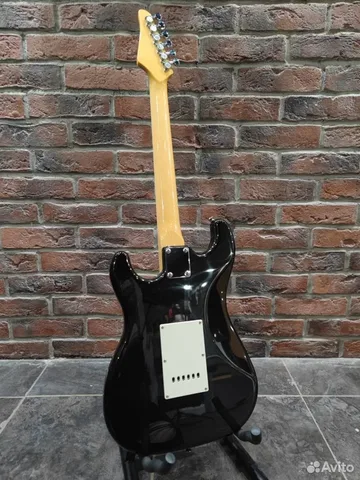 Электрогитара Shinobi Strat (полный аналог Fender)