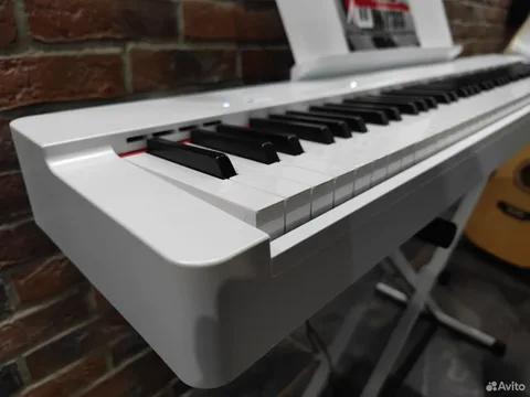Цифровое Пианино Yamaha P-225 WH