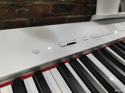 Цифровое Пианино Yamaha P-225 WH