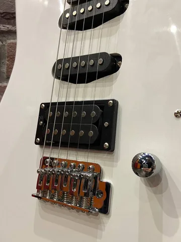 Электрогитара SuperStratocaster HSS