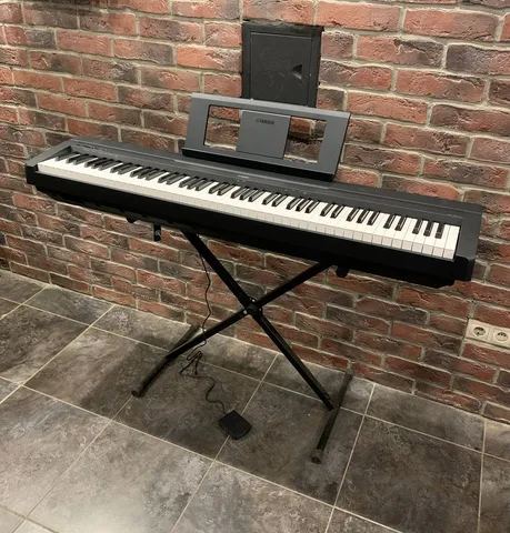Цифровое Пианино Yamaha P-45 (комплект)