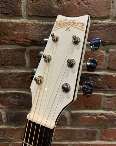 Электро-Акустическая как у Виктора Цоя Washburn EQ (Массив Ели)